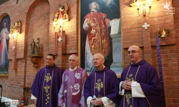 В кафедральном соборе Новосибирска освящен образ св. Игнатия Лойолы