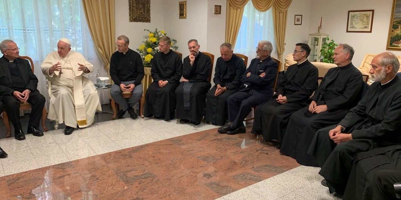 Иезуиты из Российского региона встретились в Казахстане с Папой Франциском