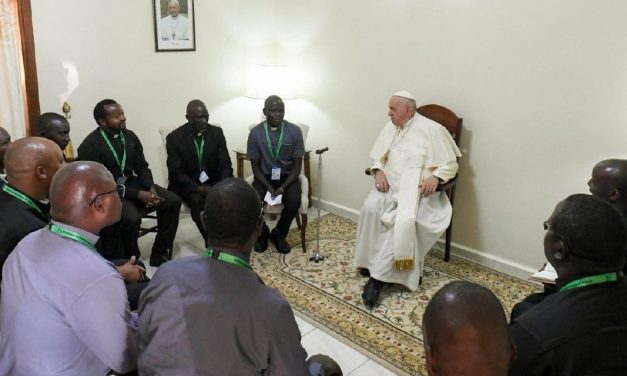 «Служение Папы должно быть ad vitam». Беседа Святого Отца с иезуитами