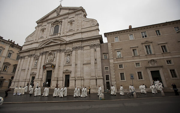 Общество Иисуса: истоки и развитие