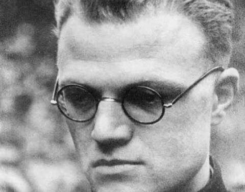 Альфред Делп (1907-1945)