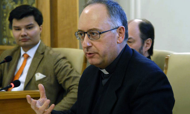 о. Антонио Спадаро SJ: «Интернет — связующая ткань человеческого опыта»