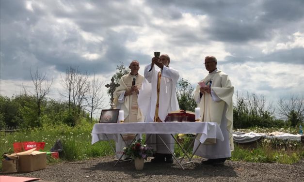 Томские католики заложили камень в основание часовни в Белостоке