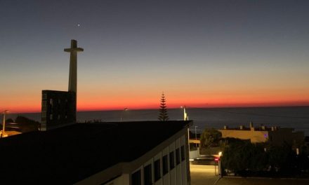 «Существует ли Бог?» и другие часто задаваемые вопросы о вере и религии