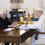 Папа Лев XIV встретился с генеральным настоятелем иезуитов отцом Артуро Сосой SJ